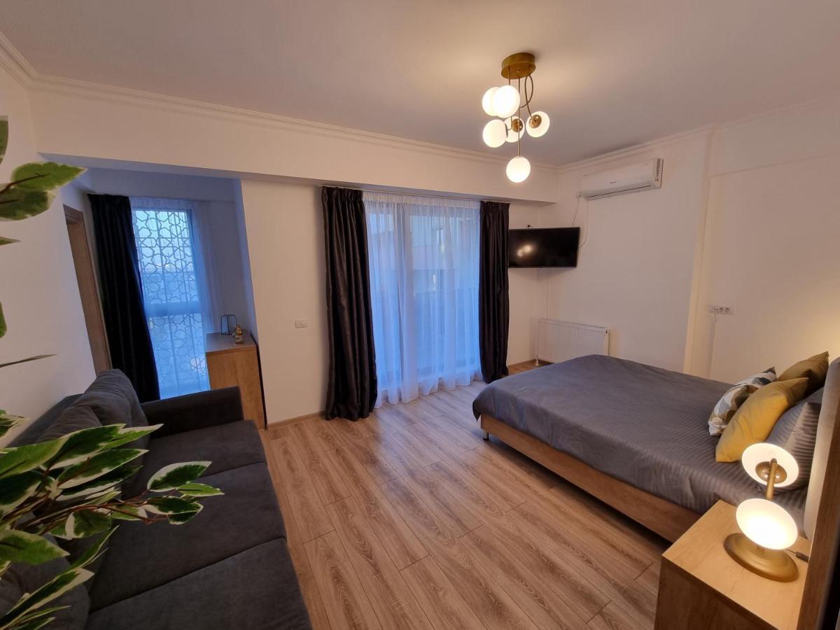 Breeze Studio Apartment Мамая Екстериор снимка